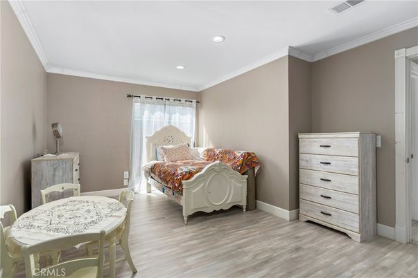 Bedroom, Dining room, Interior, Recessed Lighting, Wood Texture Flooring