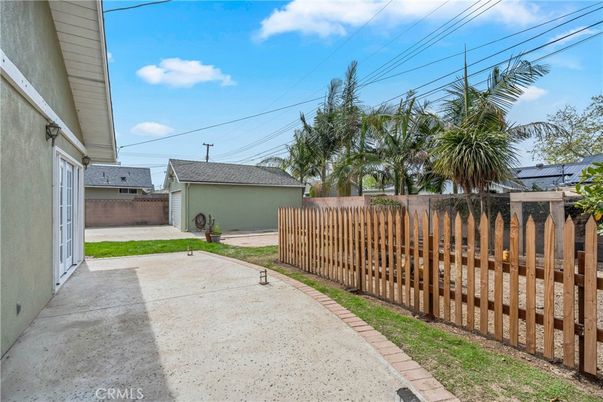 Backyard, Detached Garage, Exterior