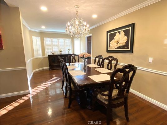 Chandelier, Dining room, Interior, Recessed Lighting, Wood Texture Flooring