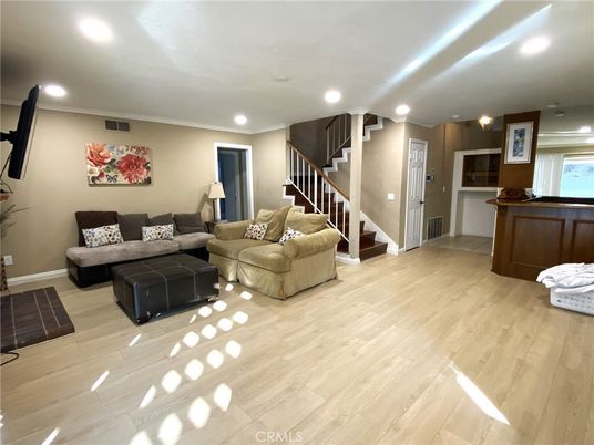 Interior, Living room, Recessed Lighting, Wood Texture Flooring