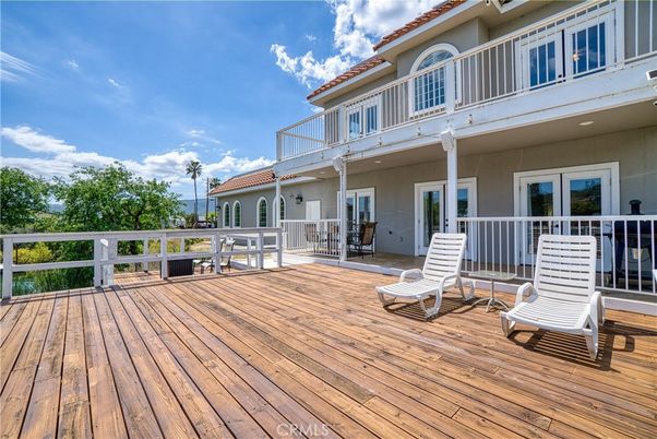 Exterior, Wood Texture Flooring