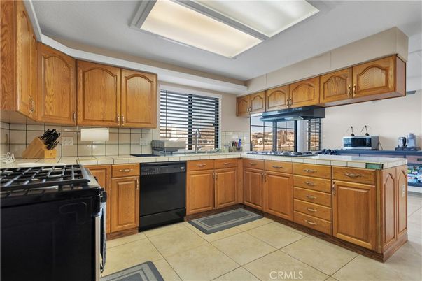Interior, Kitchen, Tile Countertops