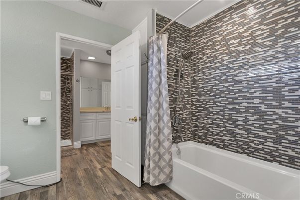 Bathroom, Interior, Recessed Lighting, Wood Texture Flooring