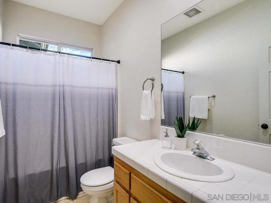 Bathroom, Interior, Tile Countertops
