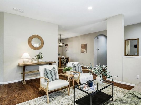 Interior, Living room, Pendant Lights, Recessed Lighting, Wood Texture Flooring