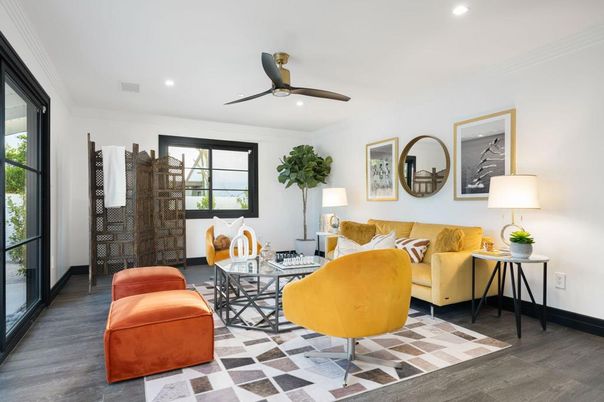 Interior, Living room, Recessed Lighting, Wood Texture Flooring