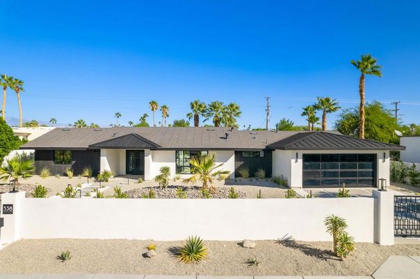 Attached, Exterior, Facade, Ranch