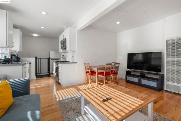 Dining room, Interior, Kitchen, Recessed Lighting, Wood Texture Flooring
