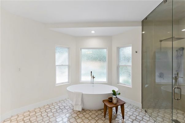 Bathroom, Free Standing Baths, Glass Shower, Interior, Recessed Lighting
