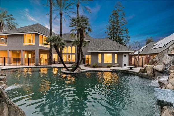 Exterior, Pool, Solar Panels