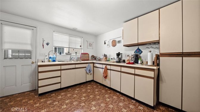 Interior, Kitchen, Washer