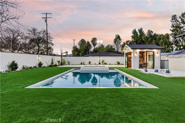 Backyard, Exterior, Pool