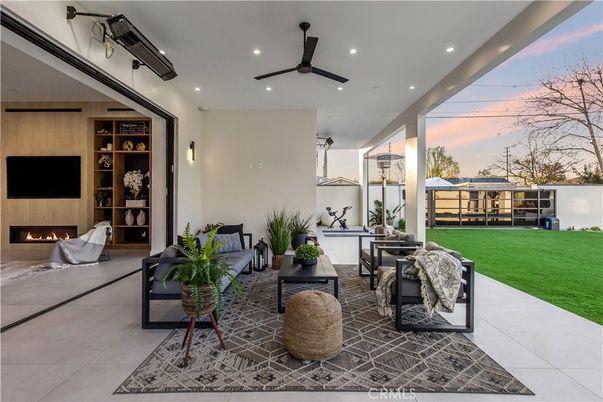 Exterior, Fireplace, Recessed Lighting