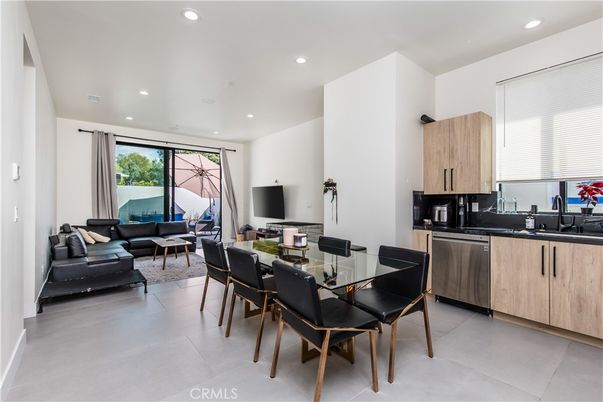 Dining room, Interior, Kitchen, Living room, Recessed Lighting