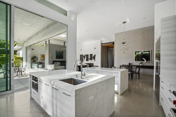 Dining room, Interior, Kitchen, Pendant Lights, Recessed Lighting, Stainless Steel Appliances
