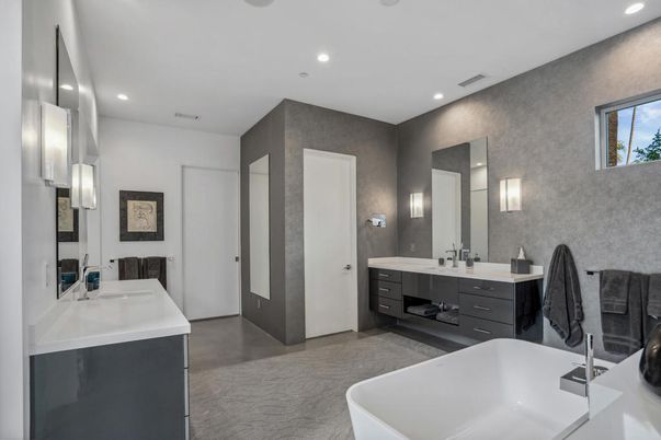 Bathroom, Dual Sink Vanities, Free Standing Baths, Interior, Recessed Lighting