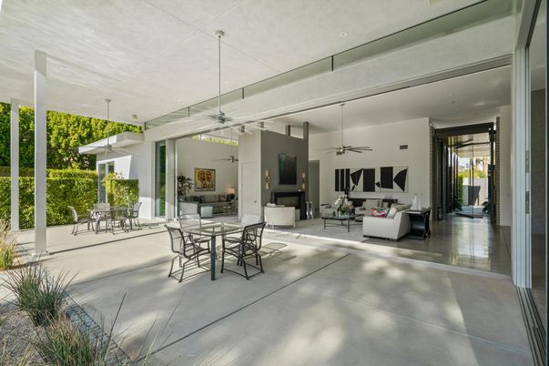 Dining room, Interior, Living room, Recessed Lighting