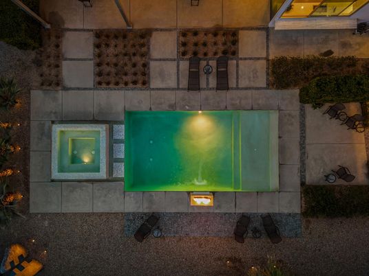 Exterior, Drone