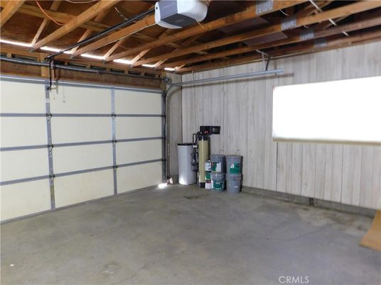 Garage, Interior, Wooden Beams