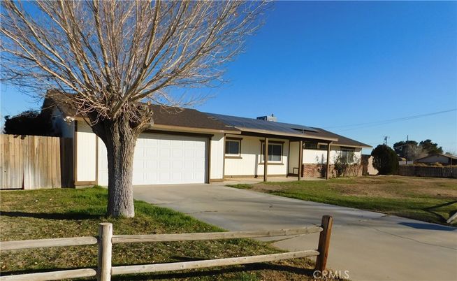 Attached, Exterior, Facade, Solar Panels, Ranch