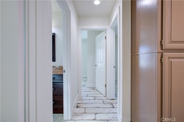 Interior, Recessed Lighting