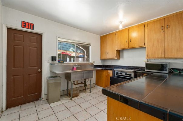 Interior, Kitchen, Tile Countertops