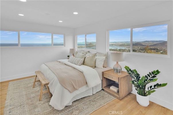 Bedroom, Interior, Recessed Lighting, Water, Wood Texture Flooring