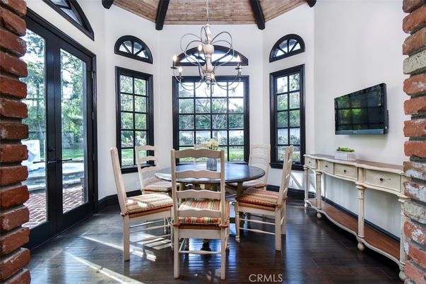 Chandelier, Dining room, Interior, Wooden Beams, Wood Texture Flooring