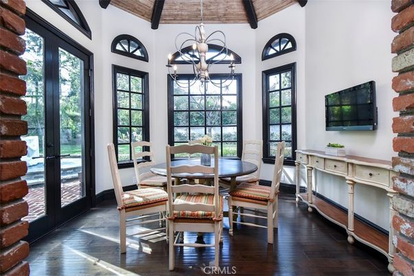 Chandelier, Dining room, Interior, Wooden Beams, Wood Texture Flooring