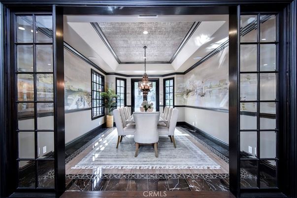 Chandelier, Dining room, Interior, Marble