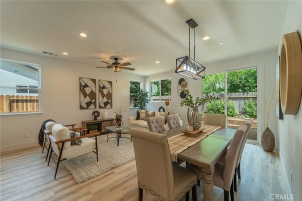 Dining room, Interior, Living room, Pendant Lights, Recessed Lighting, Wood Texture Flooring