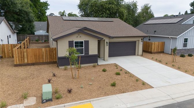 Attached, Exterior, Facade, Solar Panels, Ranch