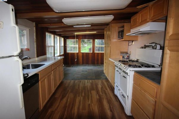 Interior, Kitchen, Wood Texture Flooring