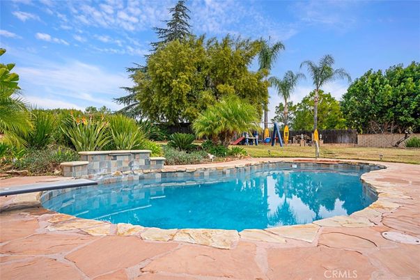 Exterior, Playground, Pool