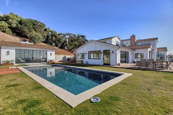 Backyard, Exterior, Pool