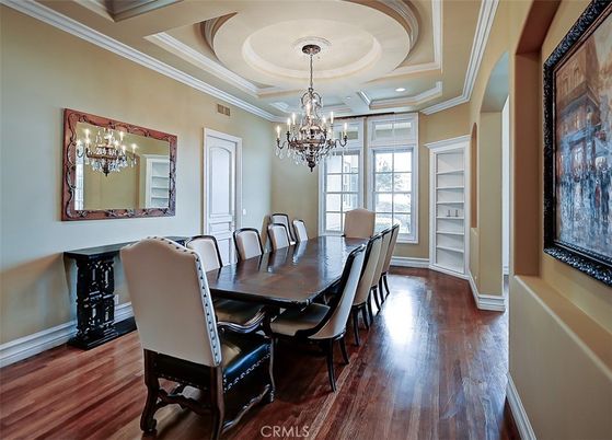Chandelier, Dining room, Interior, Recessed Lighting, Wood Texture Flooring