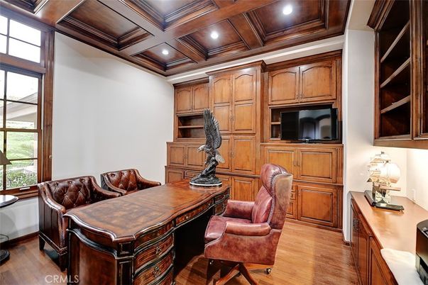 Home Office, Interior, Recessed Lighting, Wooden Beams, Wooden Ceilings, Wood Texture Flooring