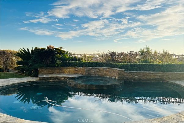 Exterior, Lake, Pool
