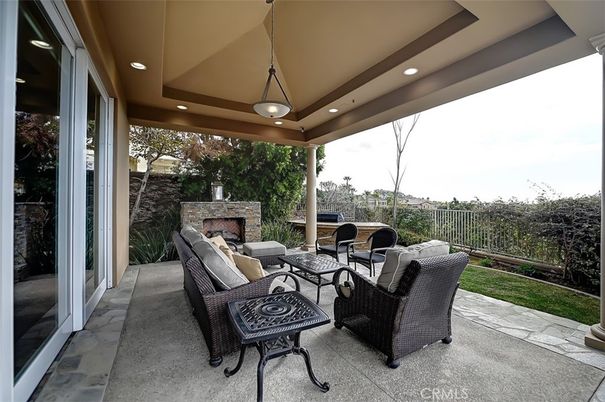 Exterior, Fireplace