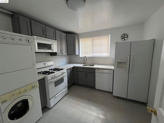 Interior, Kitchen, Washer