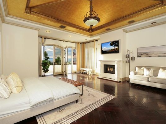 Bedroom, Fireplace, Interior, Pendant Lights, Recessed Lighting, Wood Texture Flooring