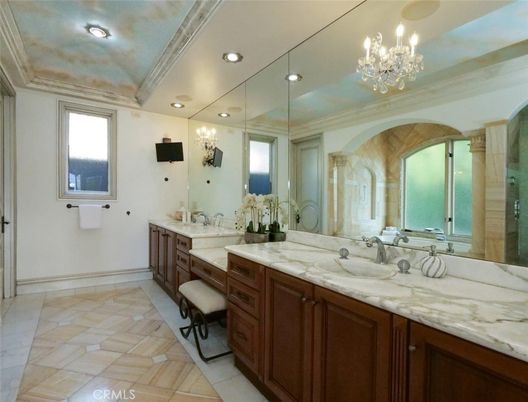Bathroom, Chandelier, Dual Sink Vanities, Interior, Recessed Lighting