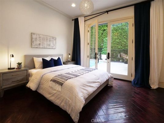 Bedroom, Interior, Pendant Lights, Recessed Lighting, Wood Texture Flooring