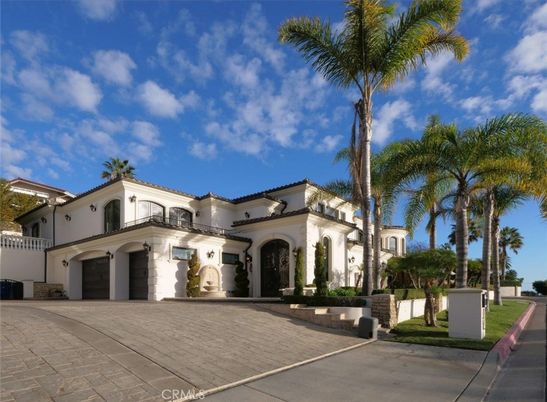 Attached, Exterior, Facade, Spanish Mediterranean