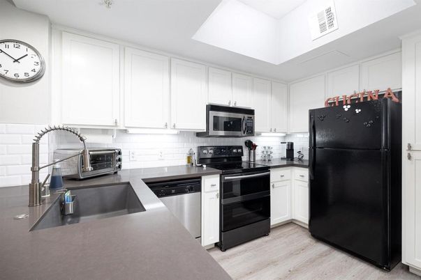 Interior, Kitchen, Stainless Steel Appliances, Wood Texture Flooring