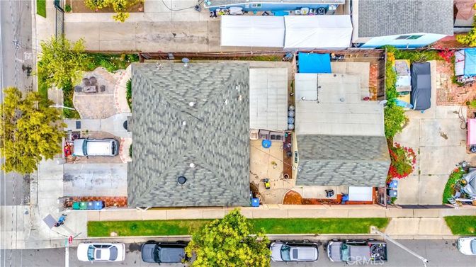 Exterior, Drone