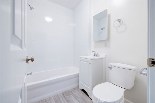 Bathroom, Interior, Recessed Lighting, Wood Texture Flooring
