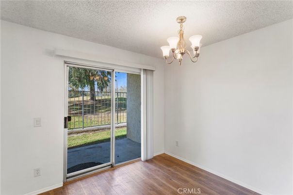 Chandelier, Empty room, Interior, Wood Texture Flooring