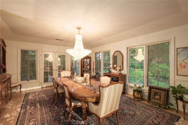 Chandelier, Dining room, Fireplace, Interior