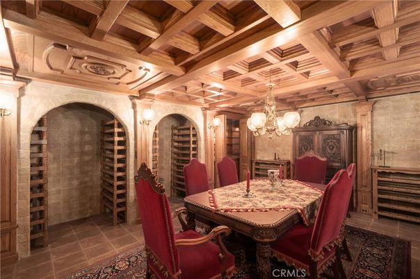 Chandelier, Dining room, Interior, Wooden Beams, Wooden Ceilings